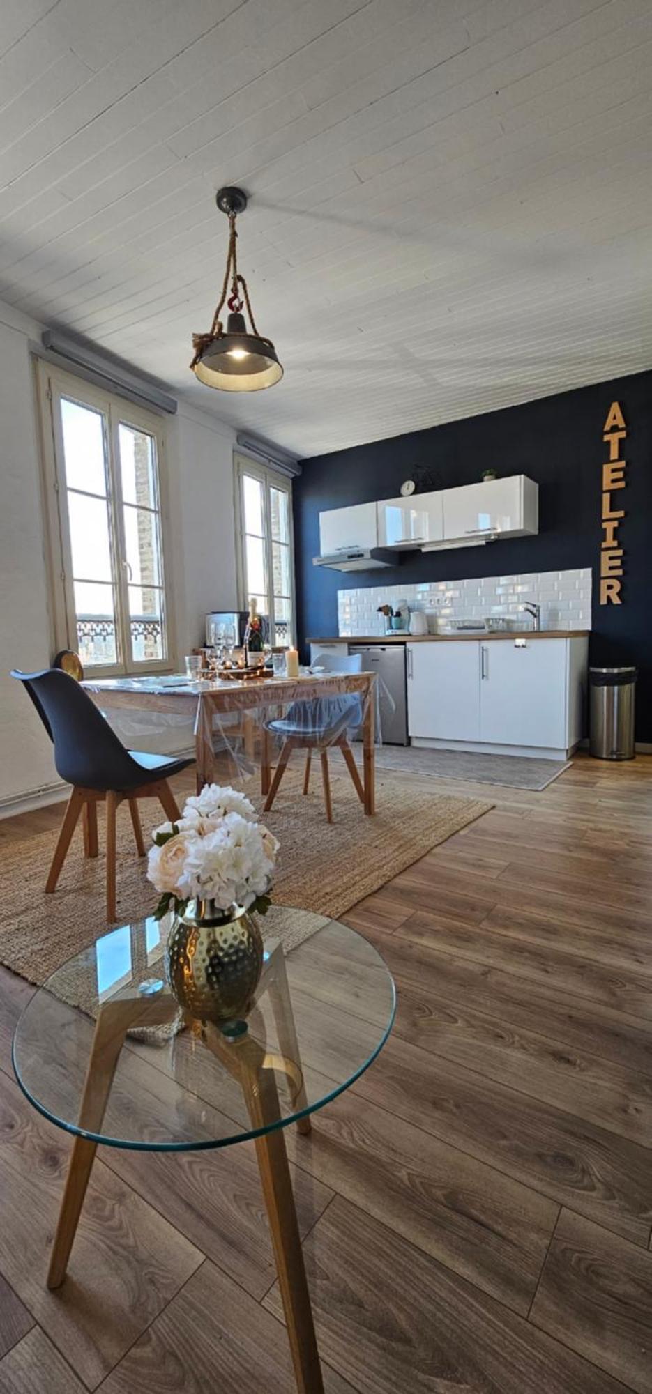 L'atelier- Duplex Vue Magnifique Sur Le Port- Apartment Saint-Valery-en-Caux
