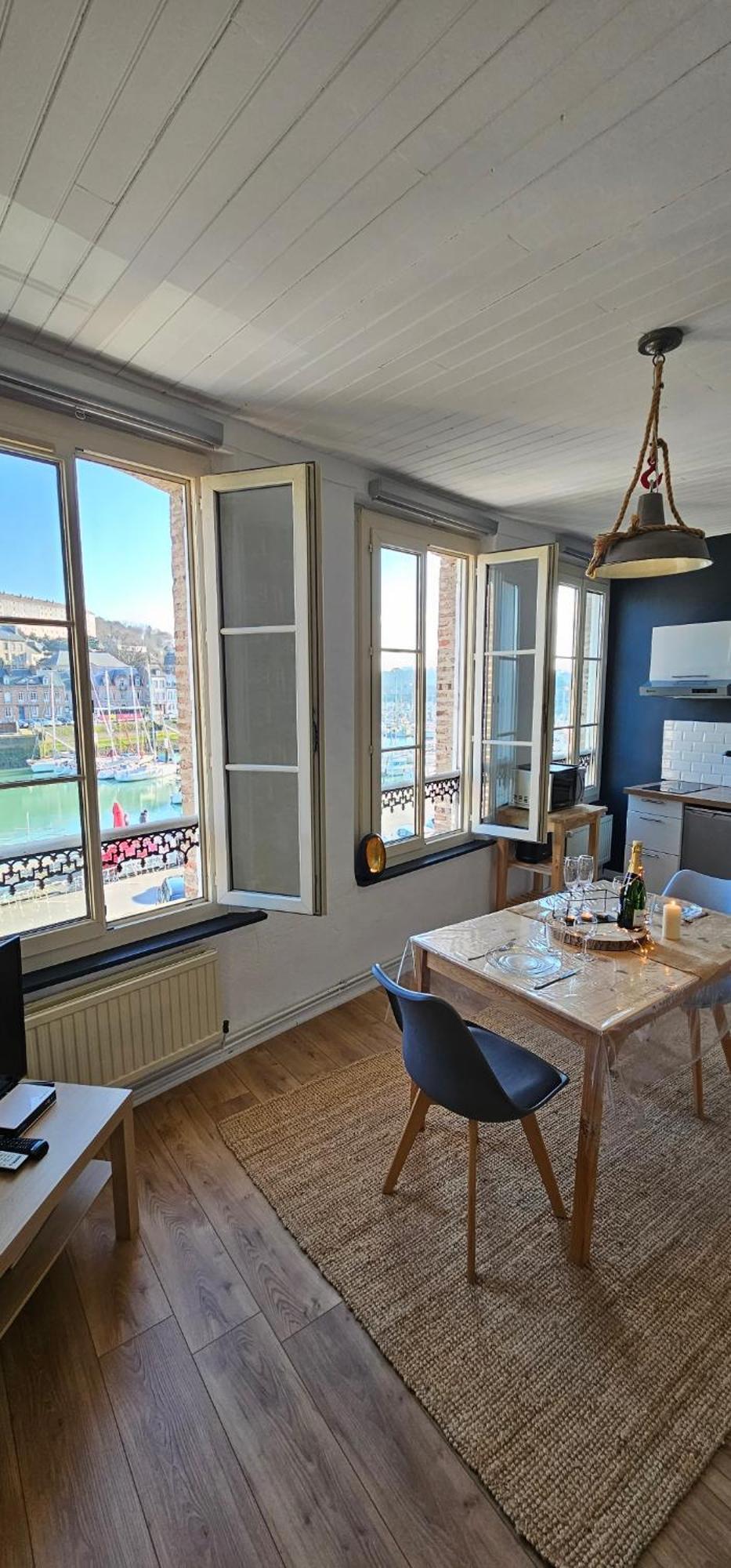 Apartment L'atelier- Duplex Vue Magnifique Sur Le Port- Saint-Valery-en-Caux